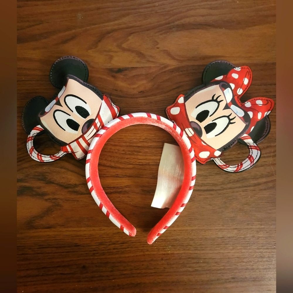 Loungefly hot cocoa minnie/mickey